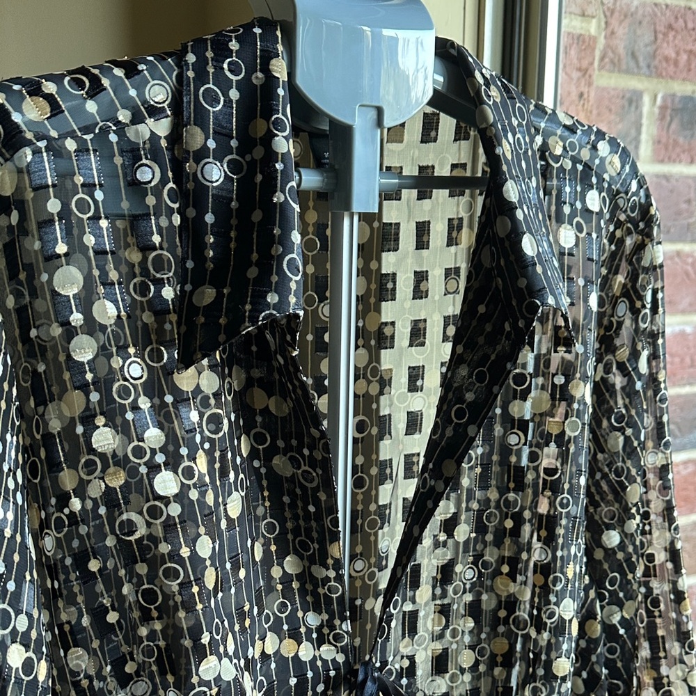 Studio 1940 Black and Gold Patterned Shirt Jacket - Picture 4 of 8